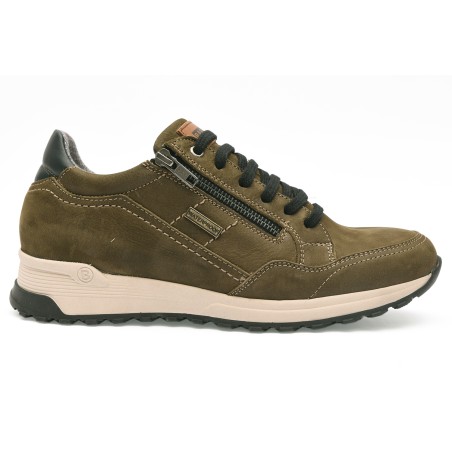 Deportivo estilo Senakers con membrana impermeable PUMA5185