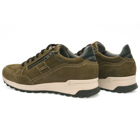 Deportivo estilo Senakers con membrana impermeable PUMA5185
